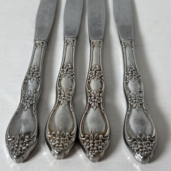 4 Vintage Oneida Dinner/Butter Knives 1977 Huntington Wm A Rogers Stainless - Picture 4 of 7